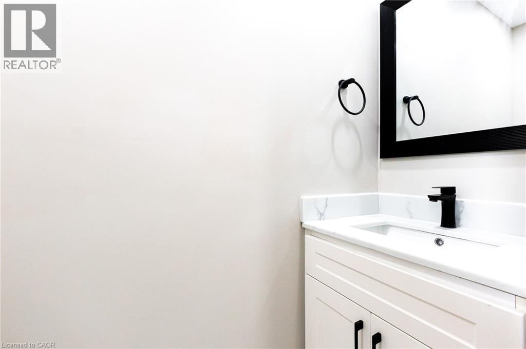 30a Helene Crescent, Waterloo, Ontario  N2L 5E5 - Photo 13 - 40787797