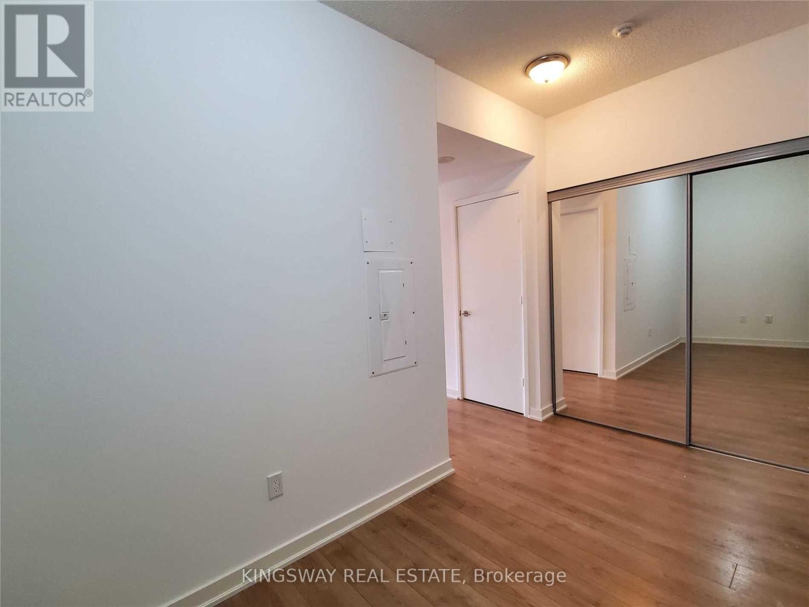 1005 - 775 King Street W, Toronto, Ontario M5V 2K3 - Photo 3 - C12569972