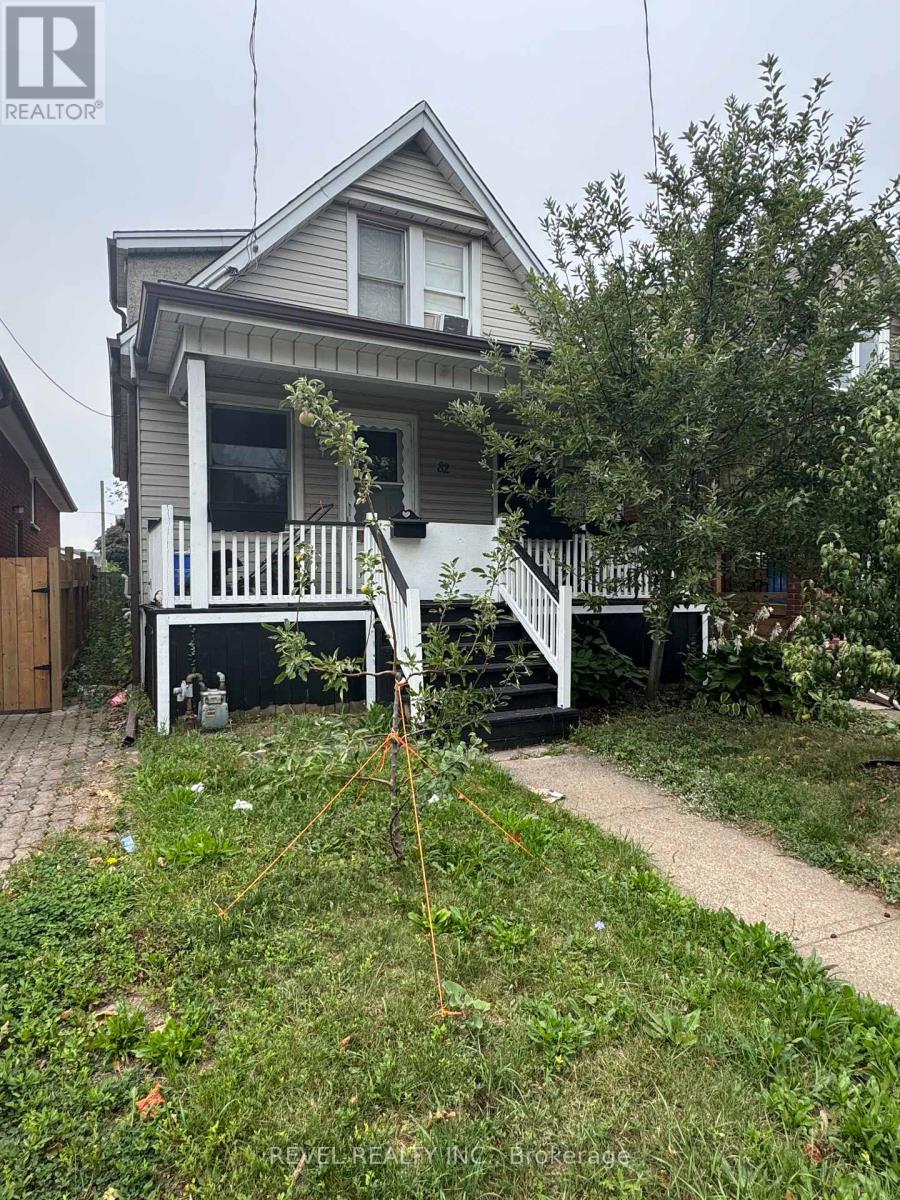 82 CAMBRIDGE AVENUE, Hamilton, Ontario
