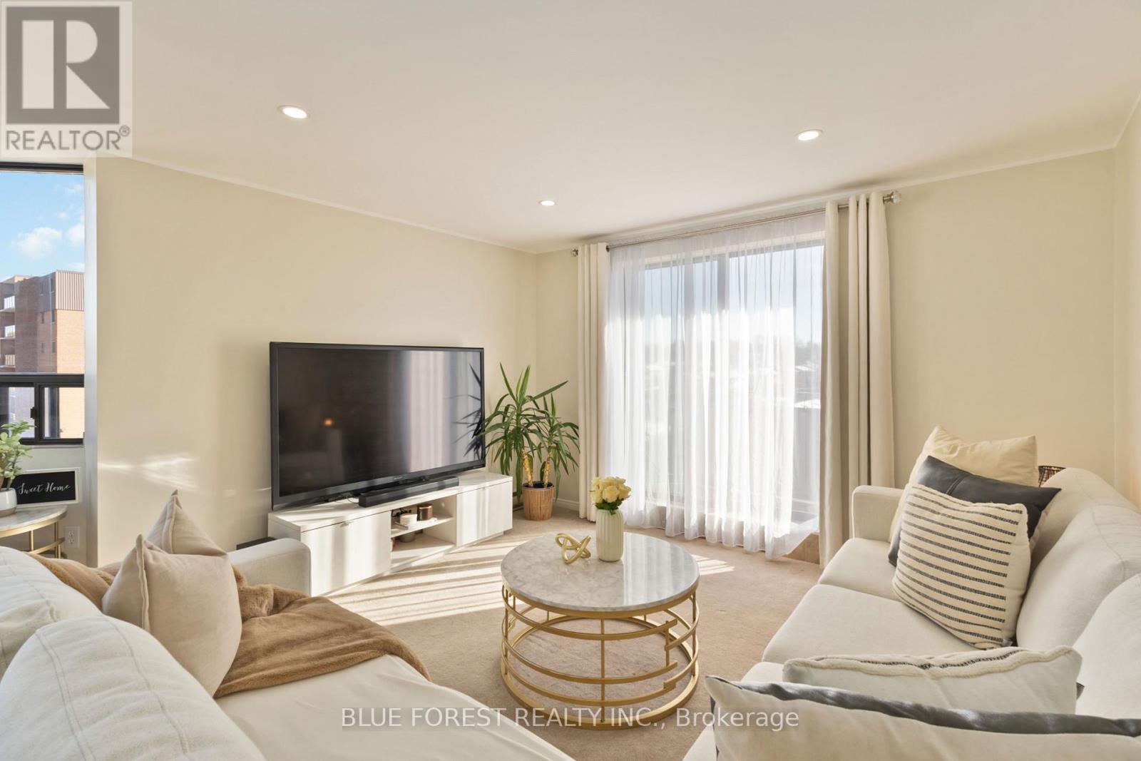 502 - 75 Huxley Street, London South, Ontario  N6J 4W7 - Photo 1 - X12561734