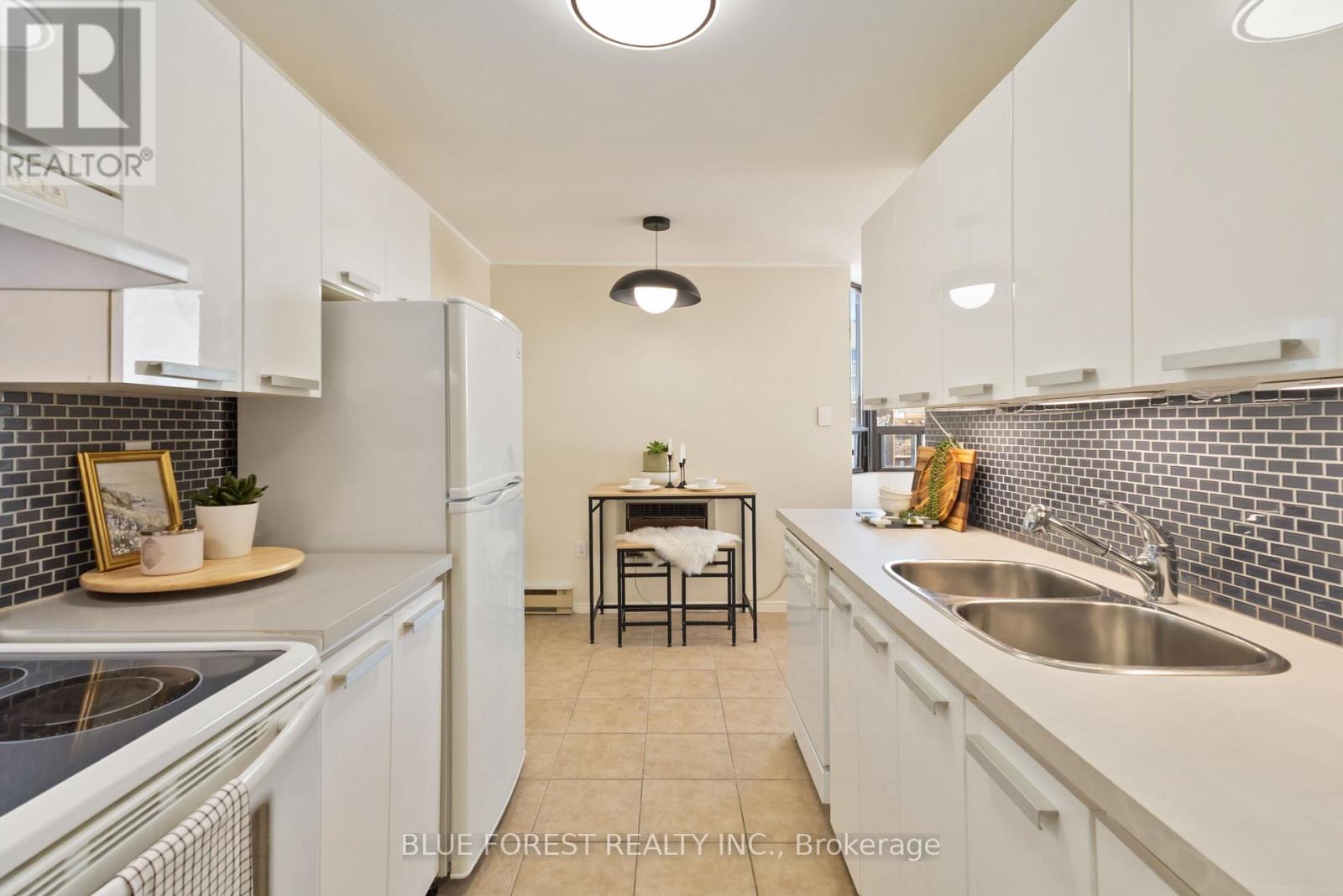 502 - 75 Huxley Street, London South, Ontario  N6J 4W7 - Photo 6 - X12561734