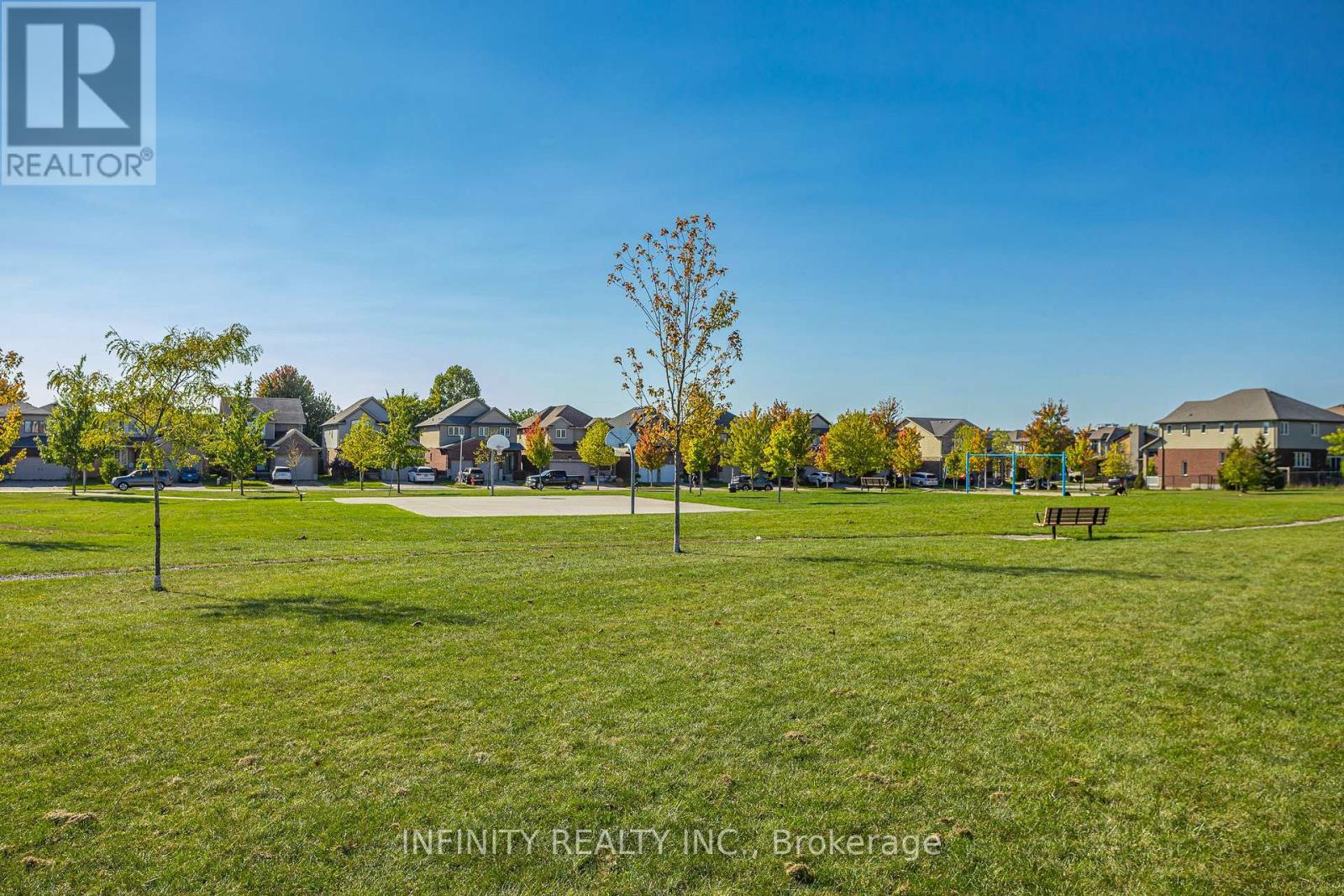 2018 Clayridge Way, London North, Ontario  N6G 0V3 - Photo 40 - X12569988