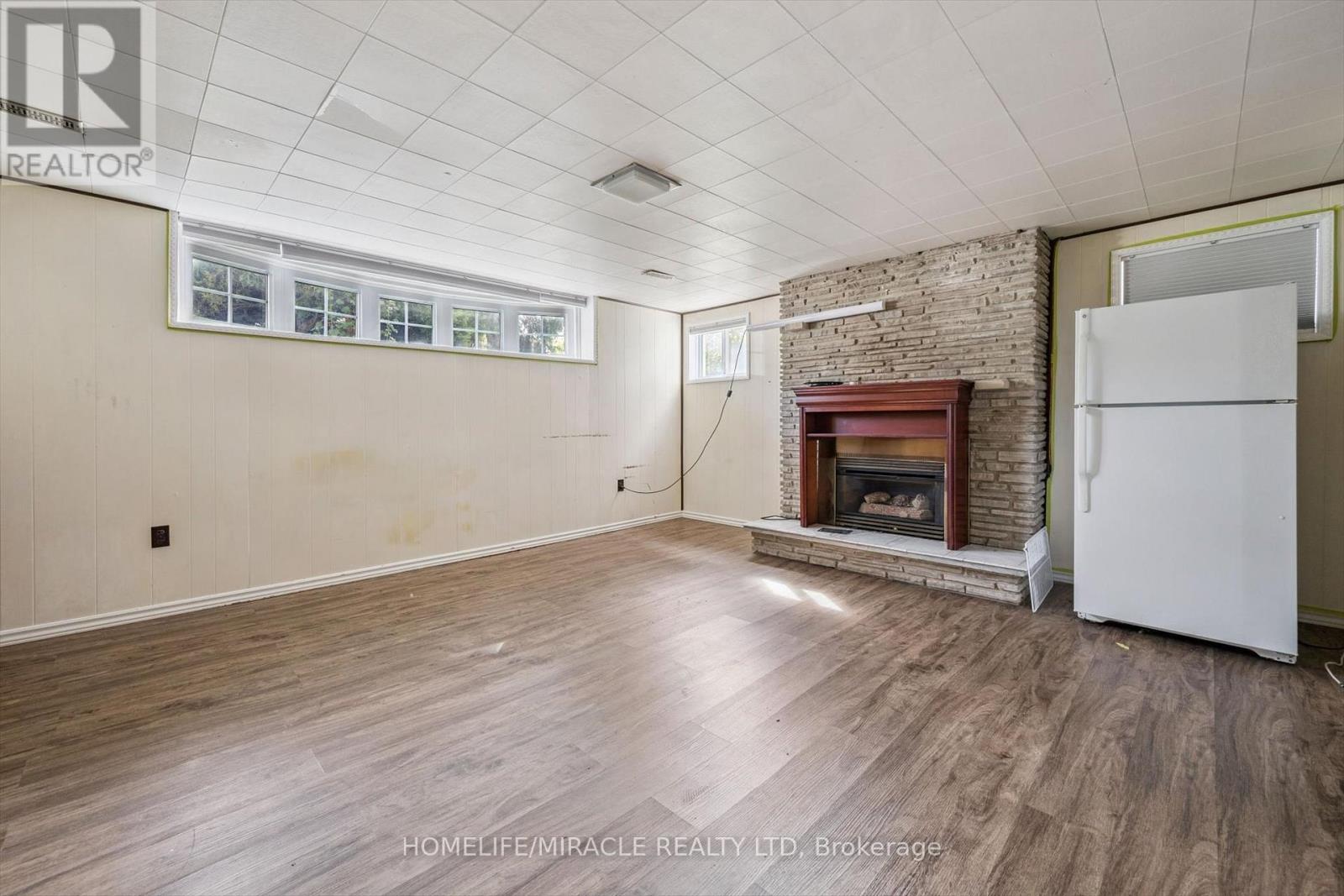 56 Elgin Drive, Brampton, Ontario  L6Y 1A8 - Photo 24 - W12569566