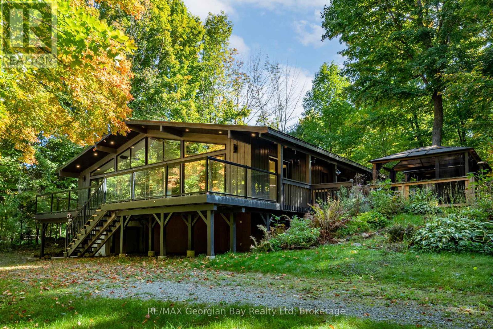 1745 Twin Oaks Crescent, Severn, Ontario  L0K 1E0 - Photo 3 - S12569994