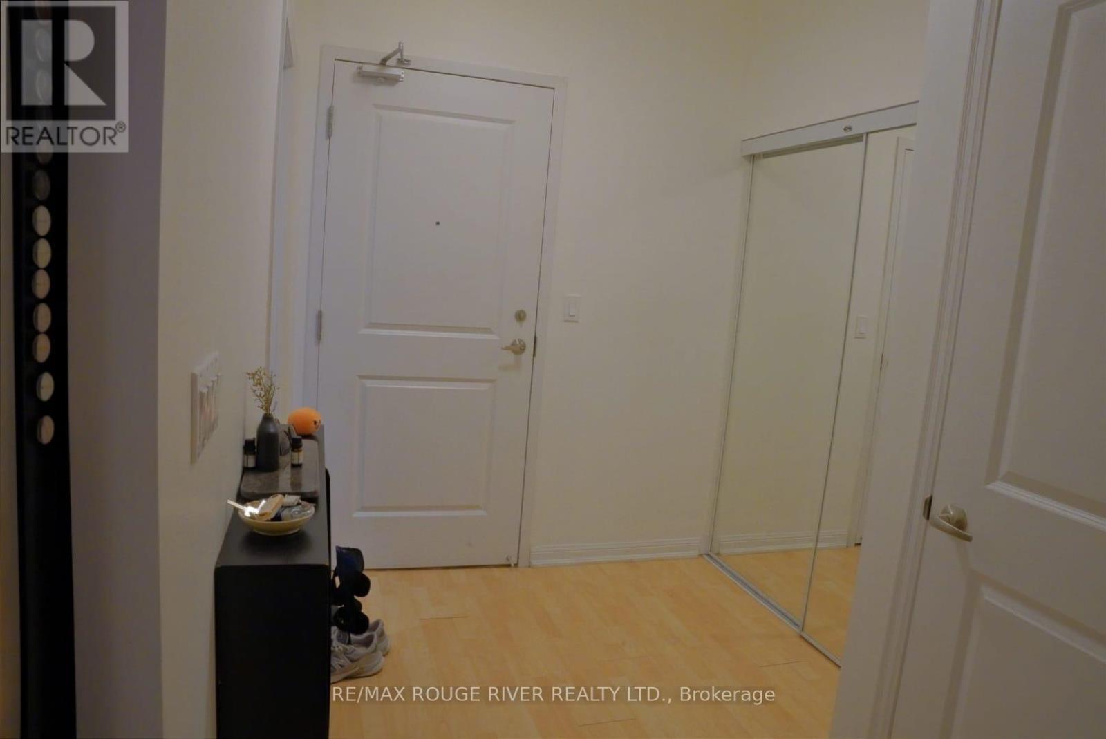 302 - 628 Fleet Street, Toronto, Ontario  M5V 1A8 - Photo 2 - C12569942