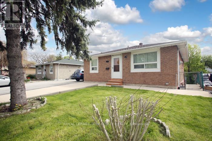 15 Baldoon Road, Toronto, Ontario  M1B 1V6 - Photo 2 - E12570004