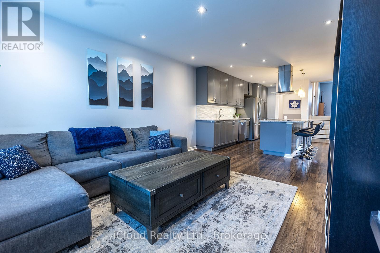 2253 Melissa Crescent, Burlington, Ontario  L7P 3T4 - Photo 4 - W12569990