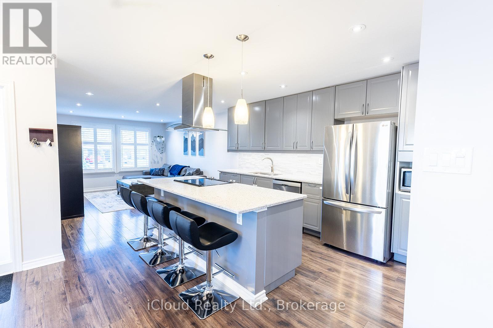 2253 Melissa Crescent, Burlington, Ontario  L7P 3T4 - Photo 6 - W12569990