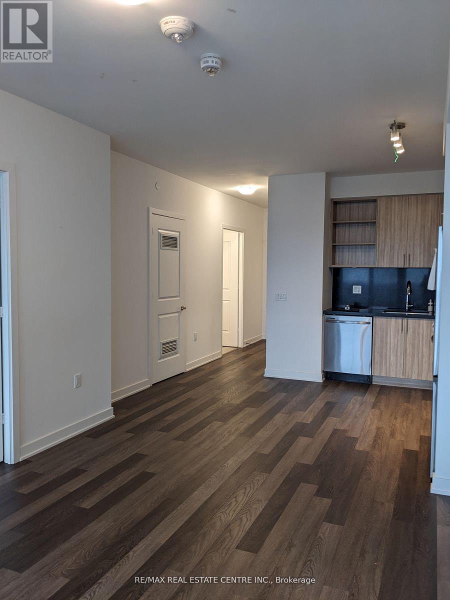 1405 - 4655 Metcalfe Avenue, Mississauga, Ontario  L5M 0Z7 - Photo 10 - W12569992