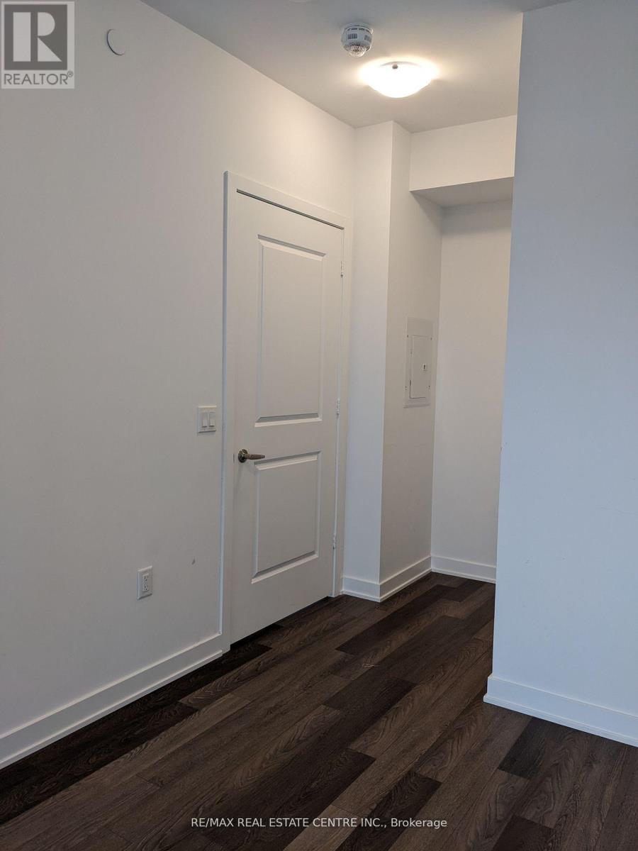 1405 - 4655 Metcalfe Avenue, Mississauga, Ontario  L5M 0Z7 - Photo 14 - W12569992