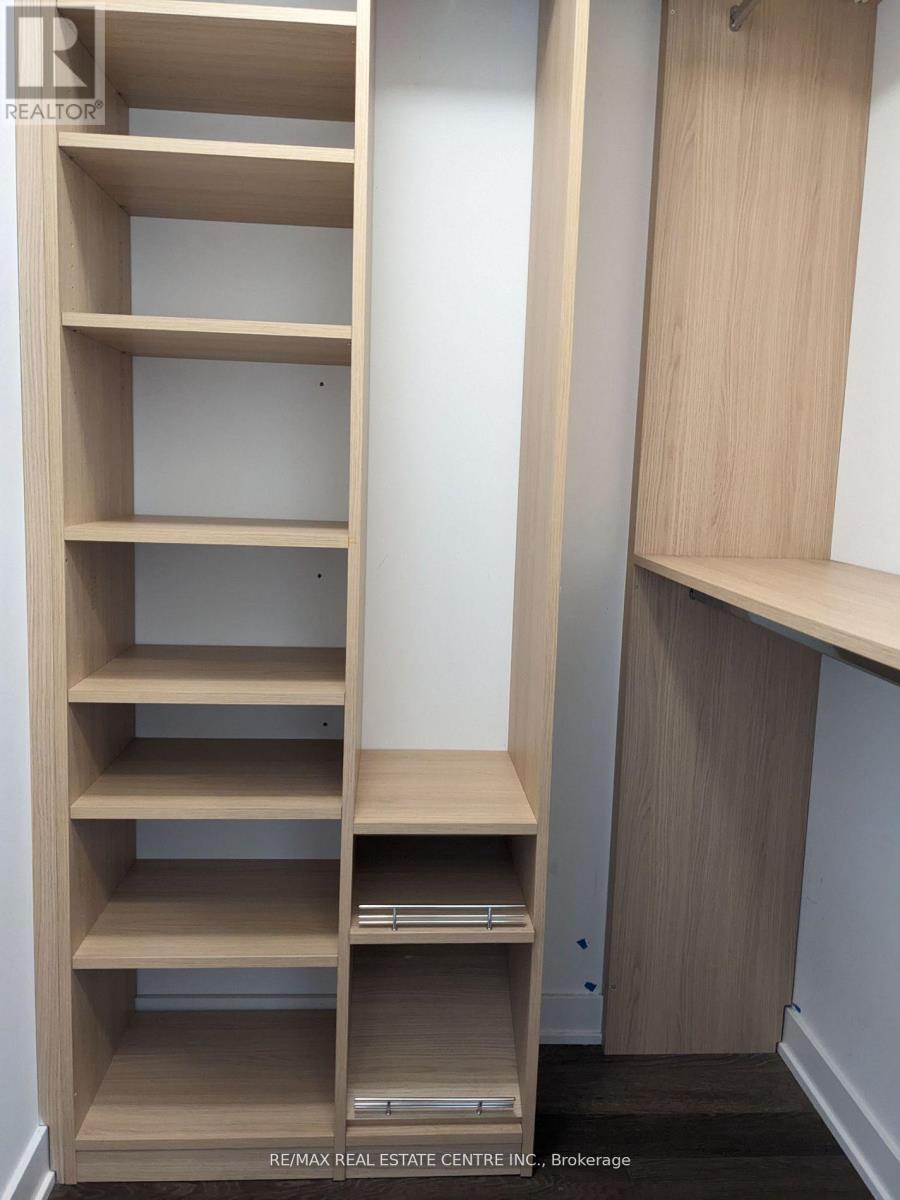 1405 - 4655 Metcalfe Avenue, Mississauga, Ontario  L5M 0Z7 - Photo 16 - W12569992