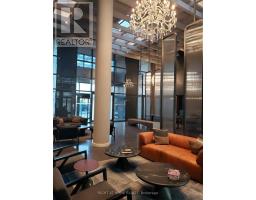 8 INTERCHANGE WAY, Vaughan, Ontario