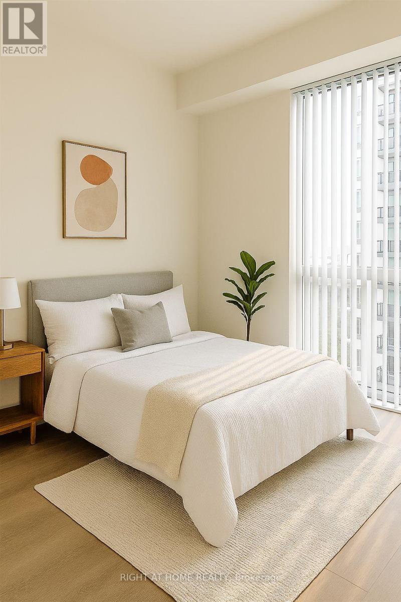 8 Interchange Way, Vaughan, Ontario  L4K 5Z7 - Photo 5 - N12565920