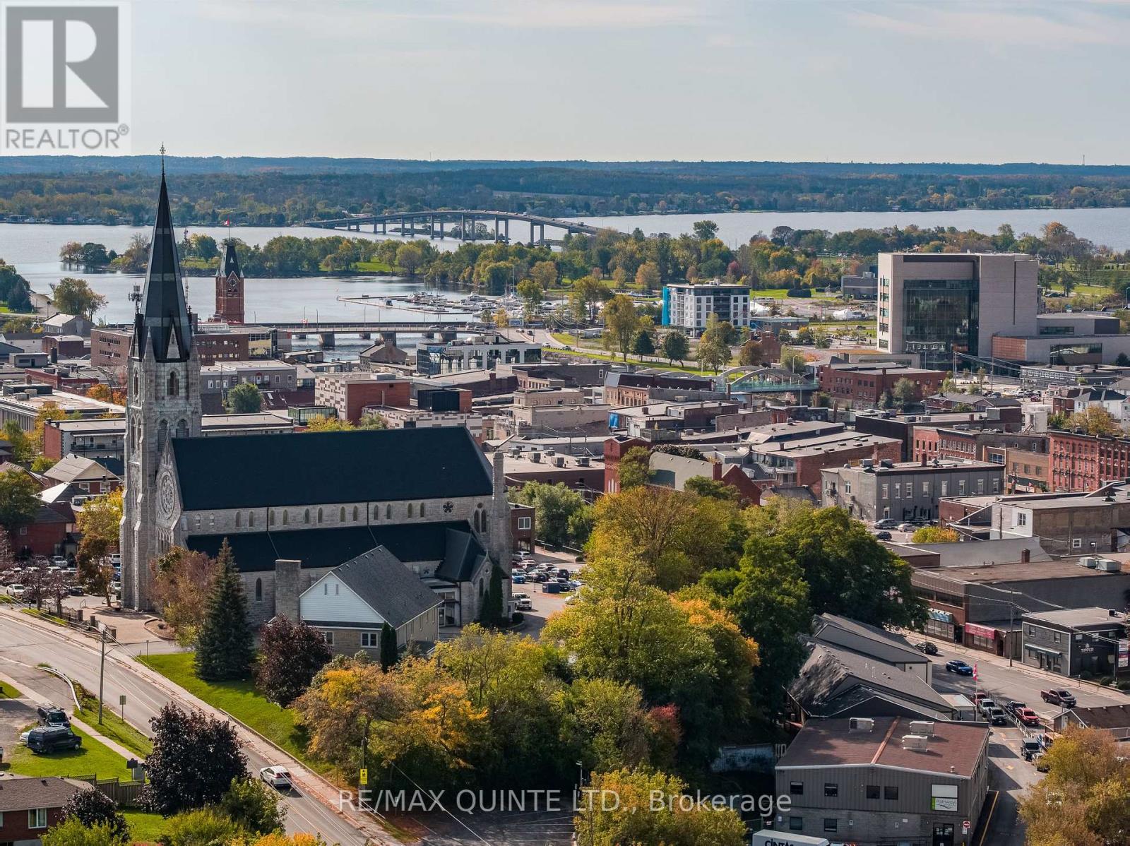 108 Moira Street W, Belleville, Ontario K8P 1S9 - Photo 3 - X12570026