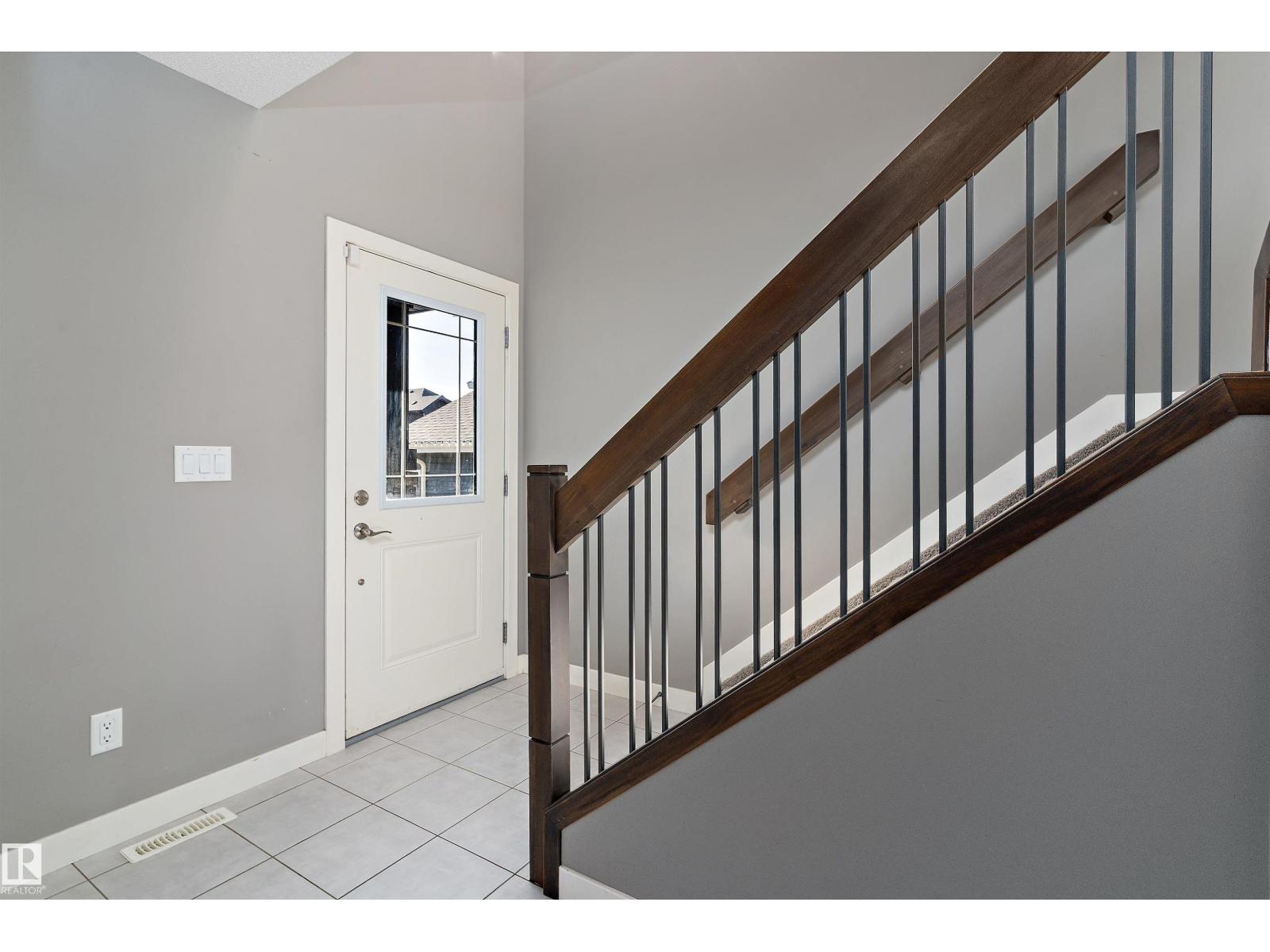 3520 49 Avenue, Beaumont, Alberta  T4X 2B5 - Photo 4 - E4463504