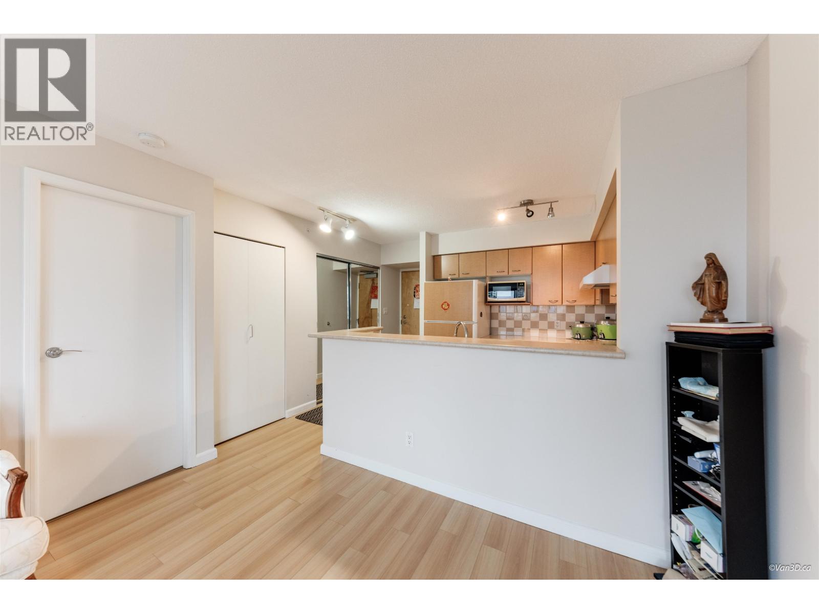 805 6088 Willingdon Avenue, Burnaby, British Columbia  V5H 4V2 - Photo 15 - R3069481