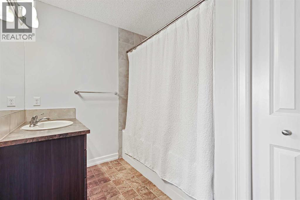 148 Copperpond Boulevard Se, Calgary, Alberta  T2Z 1C3 - Photo 15 - A2272262