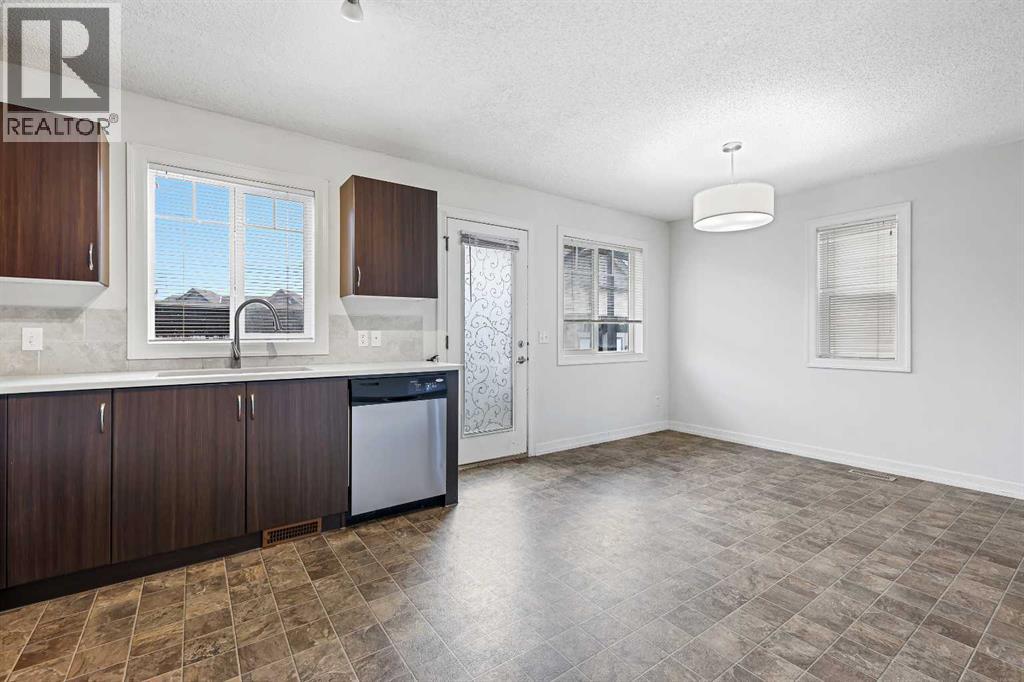 148 Copperpond Boulevard Se, Calgary, Alberta  T2Z 1C3 - Photo 9 - A2272262