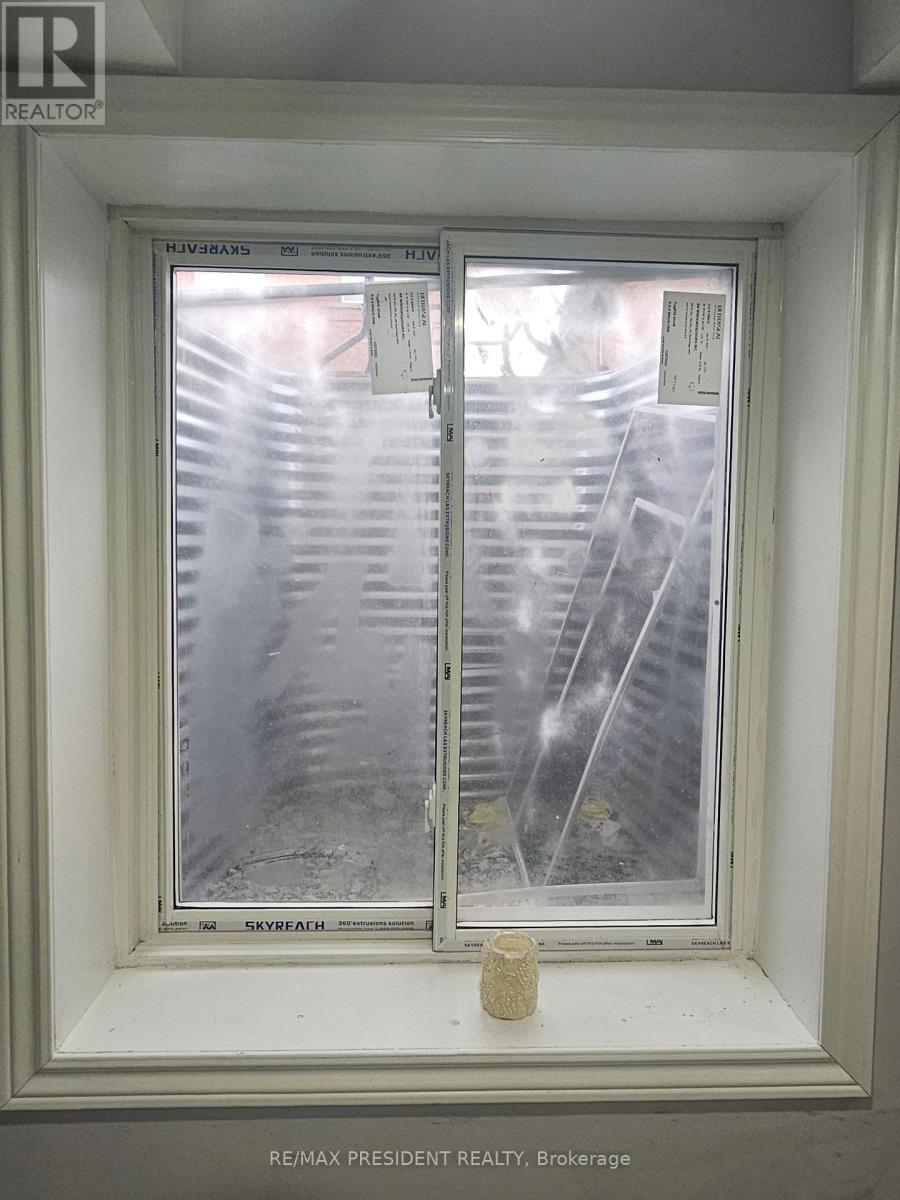 Basement - 13 Edgevalley Court, Brampton, Ontario  L6P 2P8 - Photo 7 - W12570030