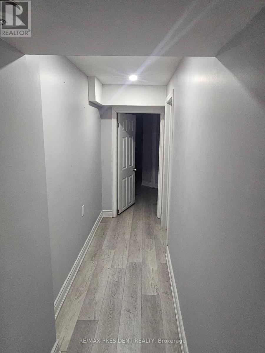 Basement - 13 Edgevalley Court, Brampton, Ontario  L6P 2P8 - Photo 8 - W12570030