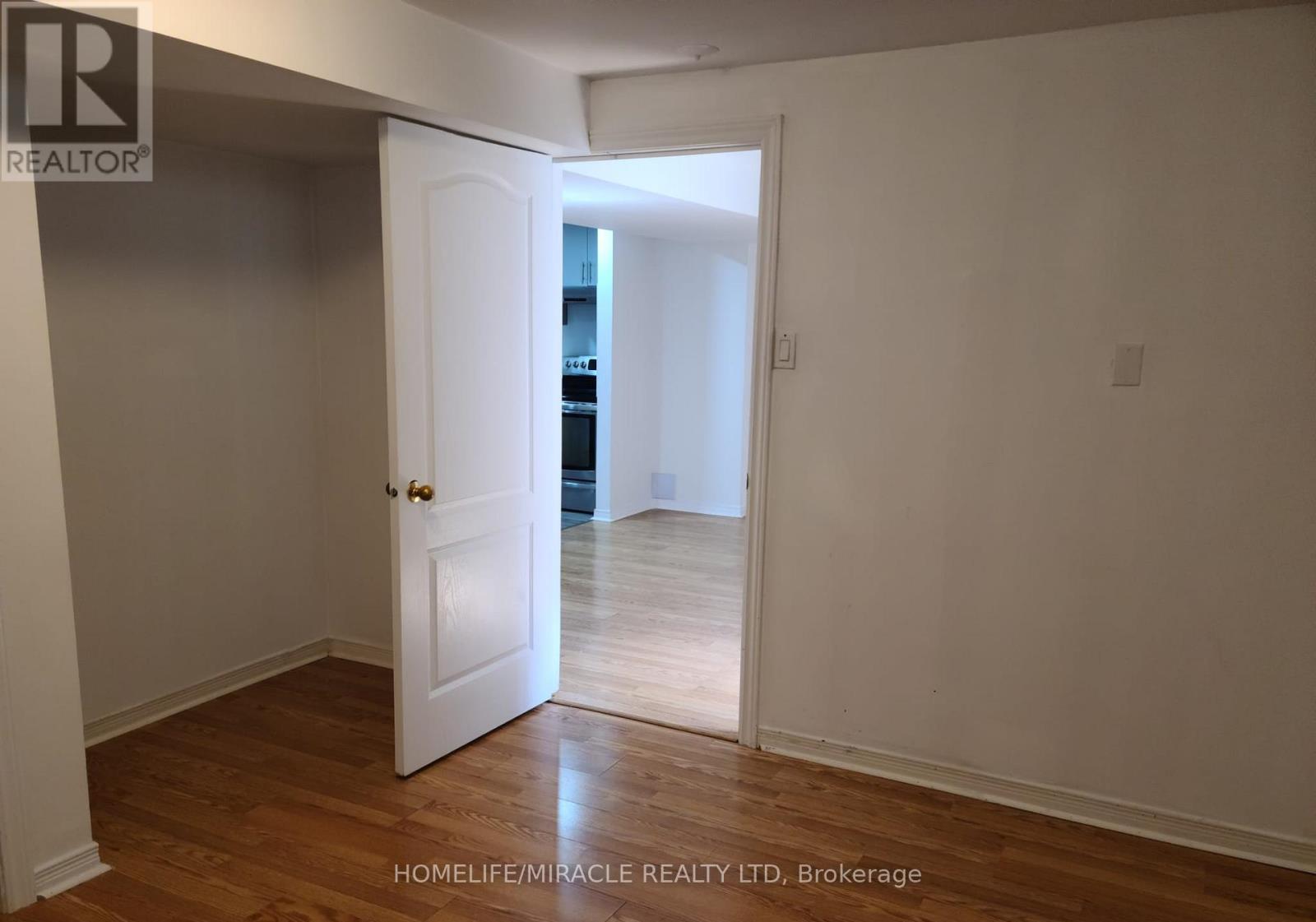 36 Legend Lane, Brampton, Ontario  L6X 5B5 - Photo 12 - W12570038