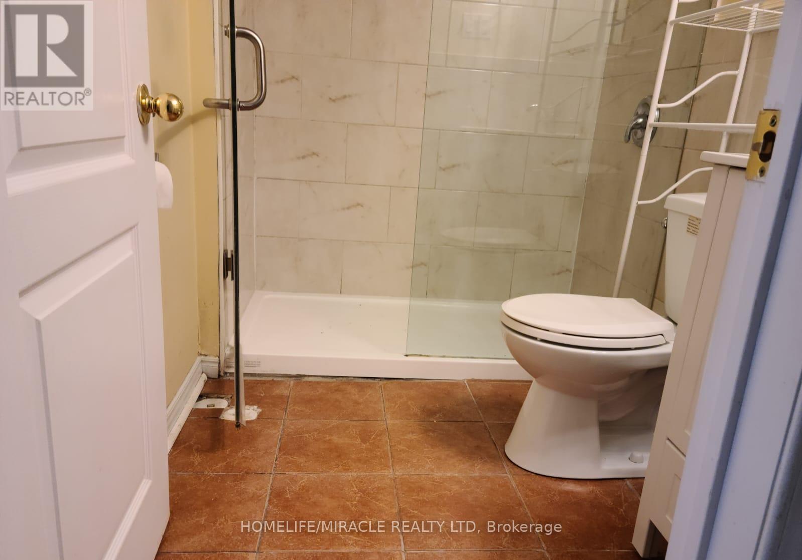 36 Legend Lane, Brampton, Ontario  L6X 5B5 - Photo 16 - W12570038