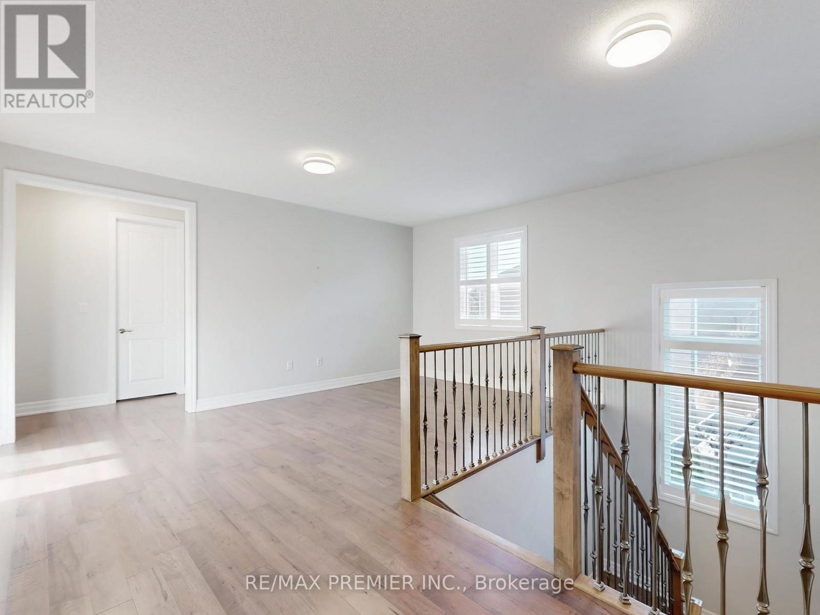 140 Magnolia Crescent, Oakville, Ontario L6M 4M1 - Photo 20 - W12496680