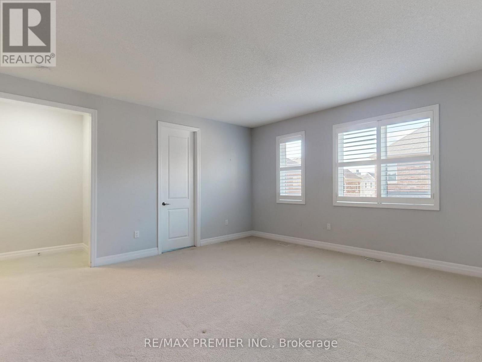 140 Magnolia Crescent, Oakville, Ontario L6M 4M1 - Photo 22 - W12496680