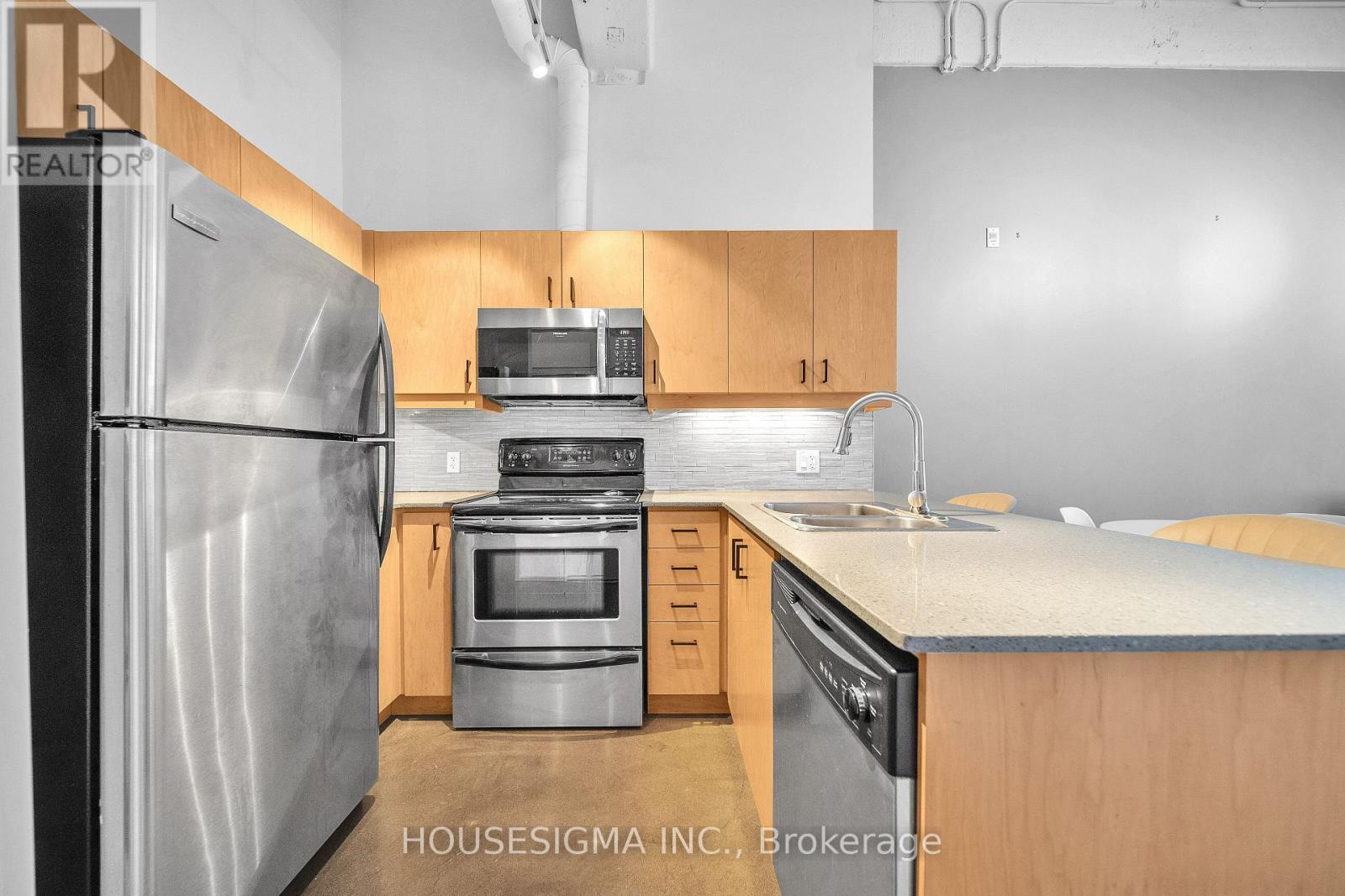 109 - 404 King Street, Kitchener, Ontario  N2G 2L5 - Photo 10 - X12570018