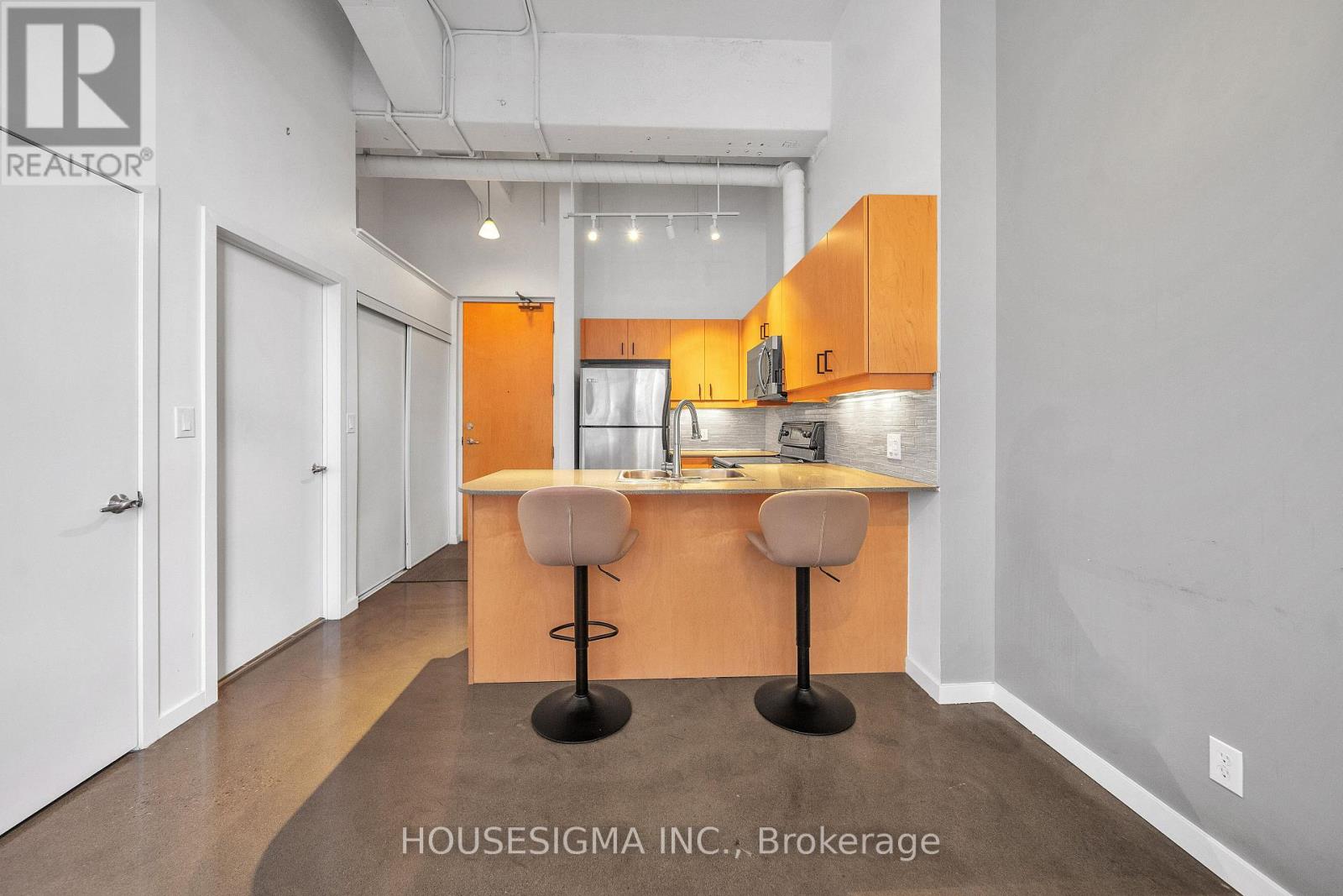 109 - 404 King Street, Kitchener, Ontario  N2G 2L5 - Photo 13 - X12570018