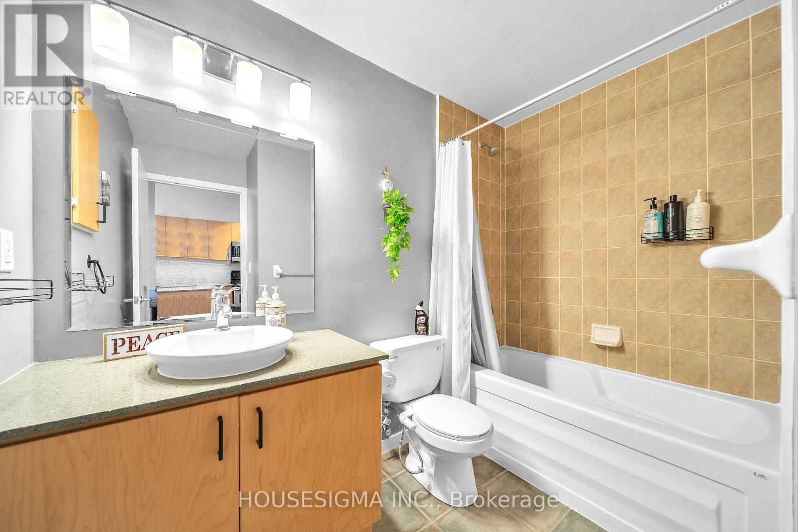 109 - 404 King Street, Kitchener, Ontario  N2G 2L5 - Photo 24 - X12570018