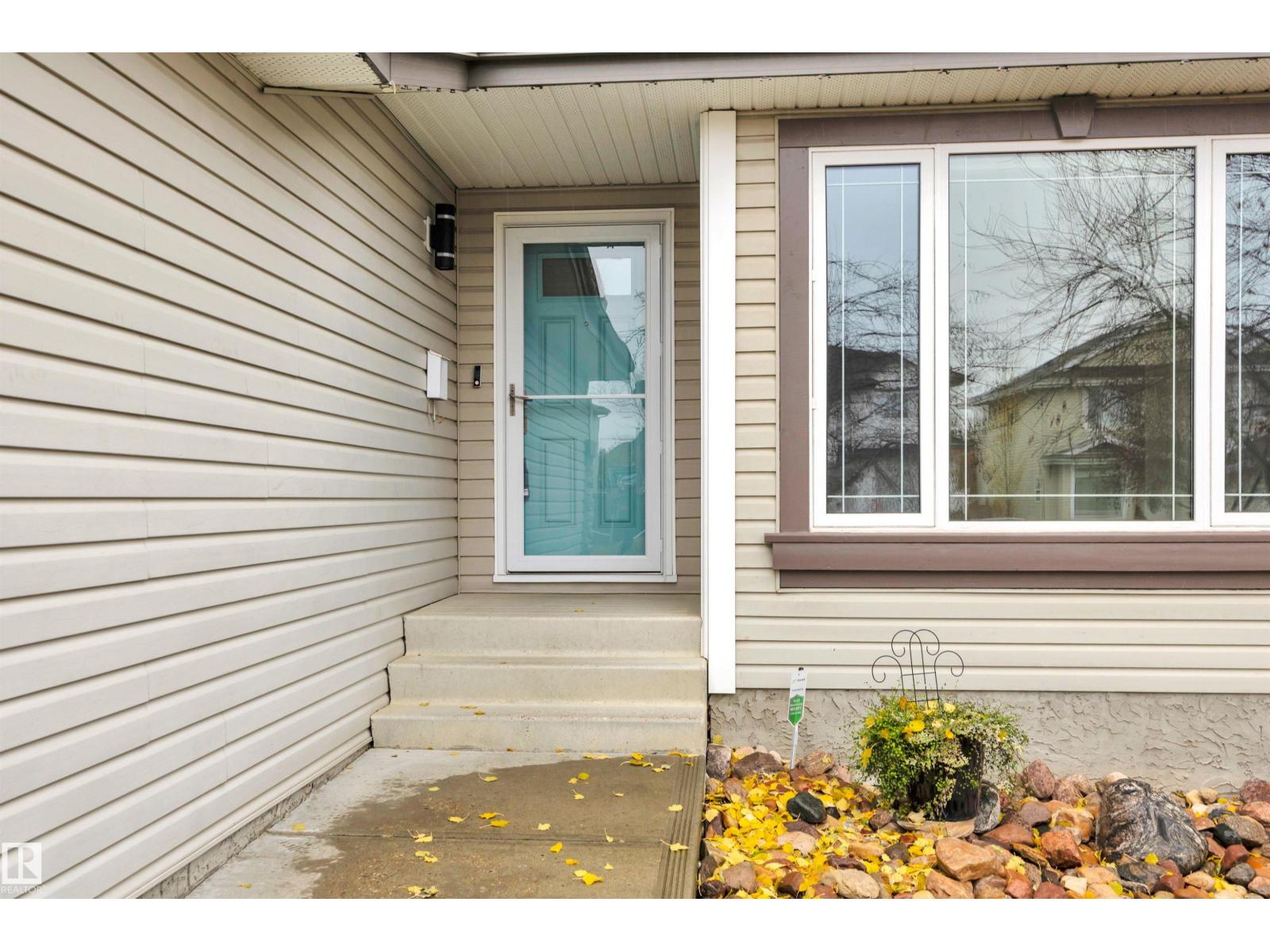 1330 118a St Nw, Edmonton, Alberta  T6J 7G2 - Photo 4 - E4463800
