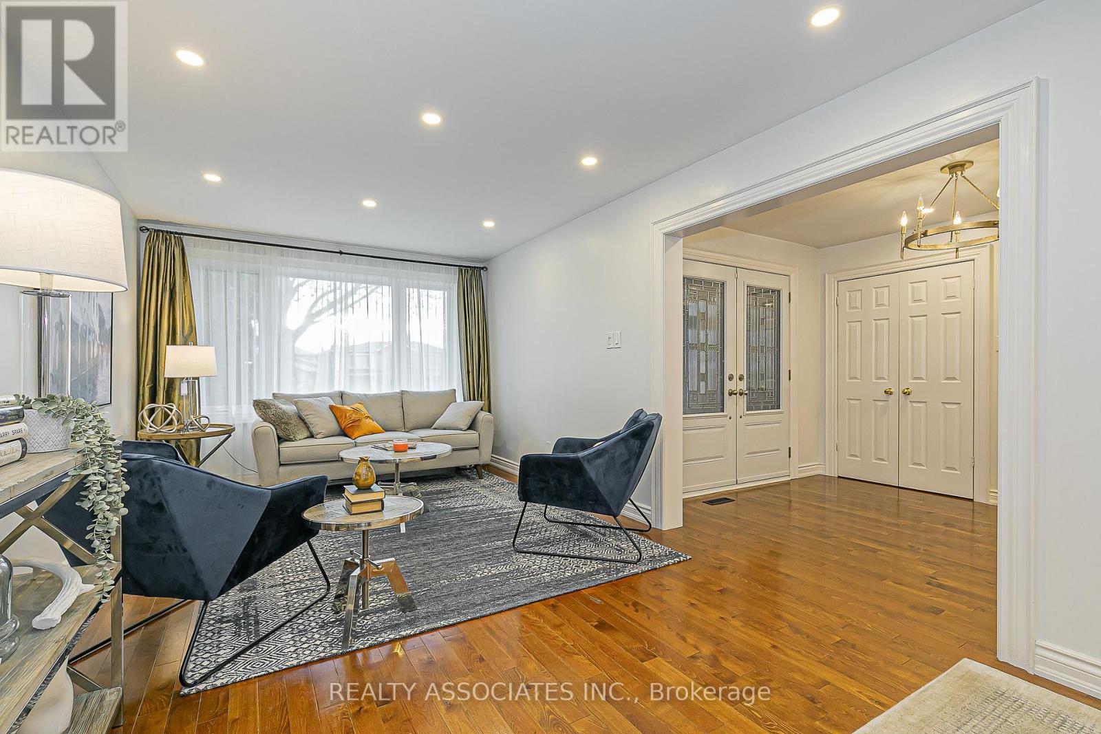 81 Derby Court, Newmarket, Ontario  L3Y 5Z8 - Photo 14 - N12559172