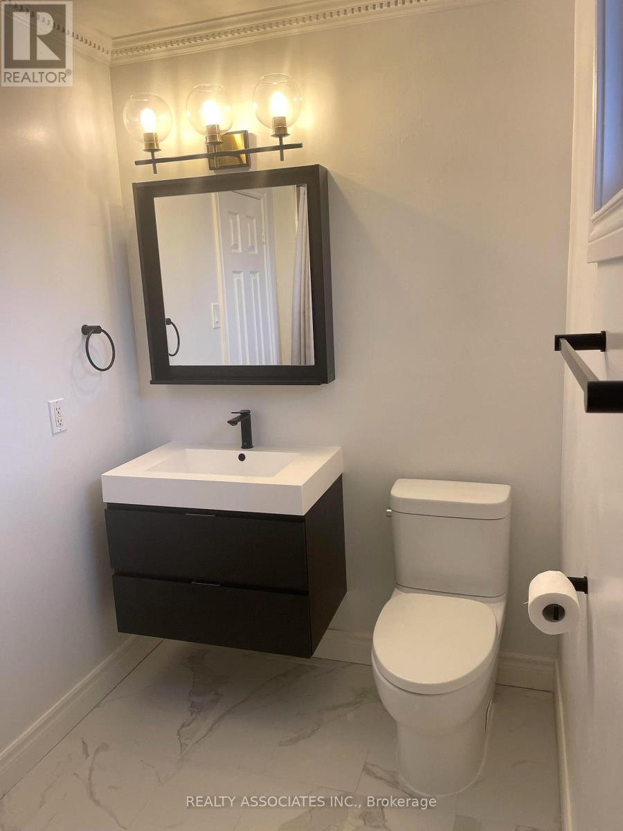 81 Derby Court, Newmarket, Ontario  L3Y 5Z8 - Photo 30 - N12559172