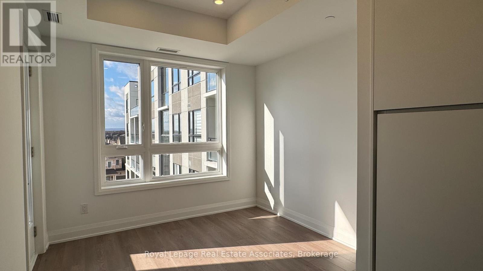 406 - 3250 Carding Mill Trail, Oakville, Ontario  L6M 1L3 - Photo 11 - W12566046