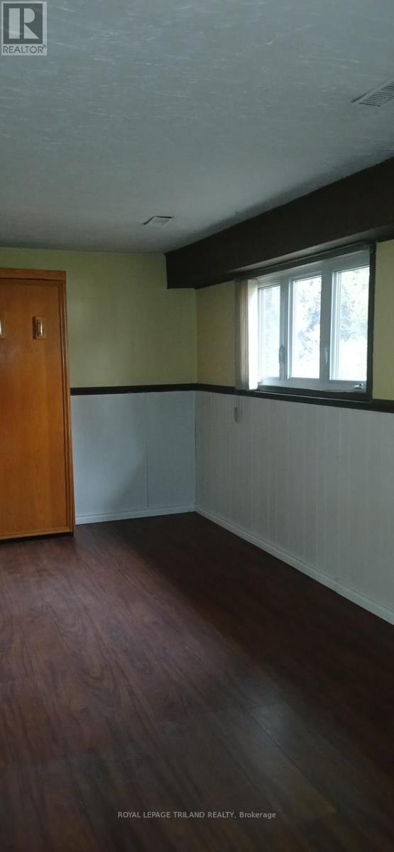 358 Helen Drive, Strathroy-Caradoc, Ontario  N7G 3M4 - Photo 35 - X12565522