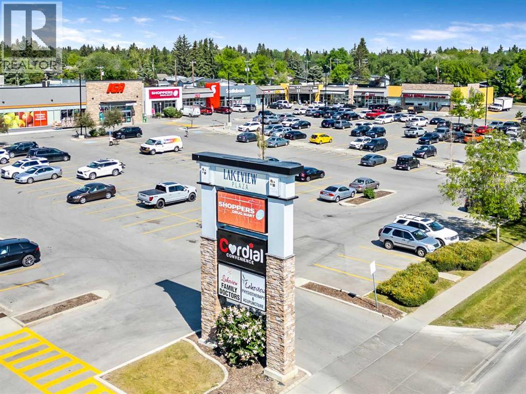 2628 Lionel Crescent Sw, Calgary, Alberta  T3E 6B1 - Photo 44 - A2229831