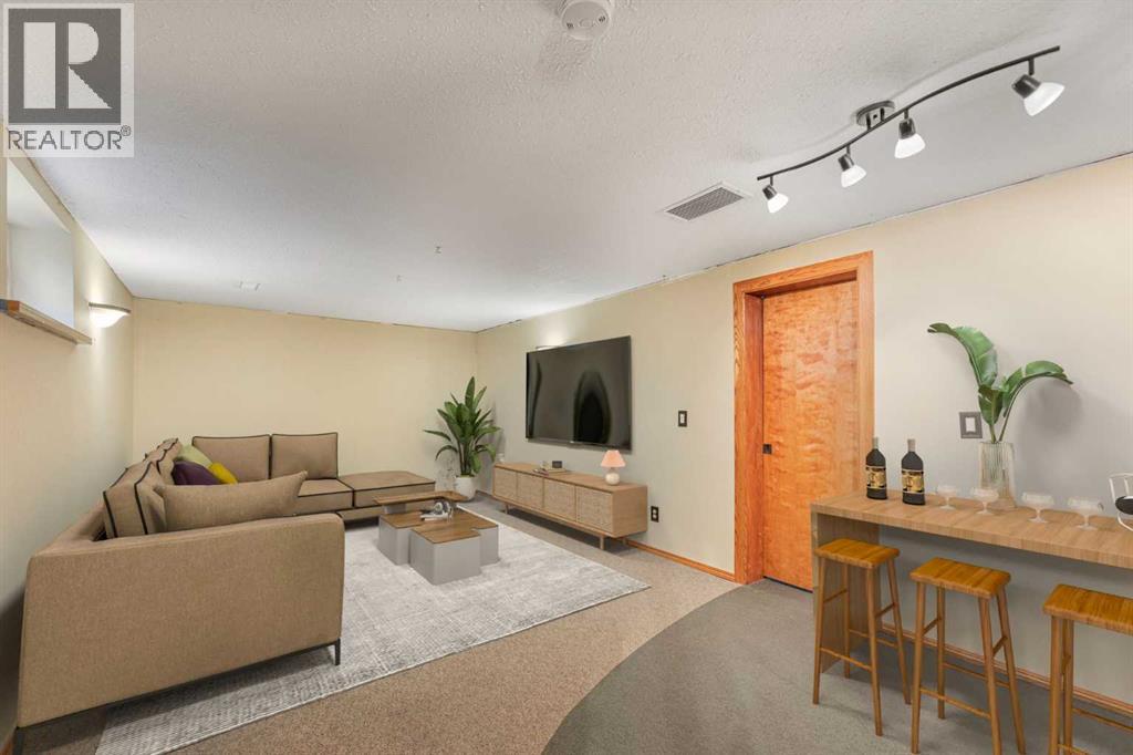 1619 47 Street Sw, Calgary, Alberta  T3C 2E2 - Photo 12 - A2260834