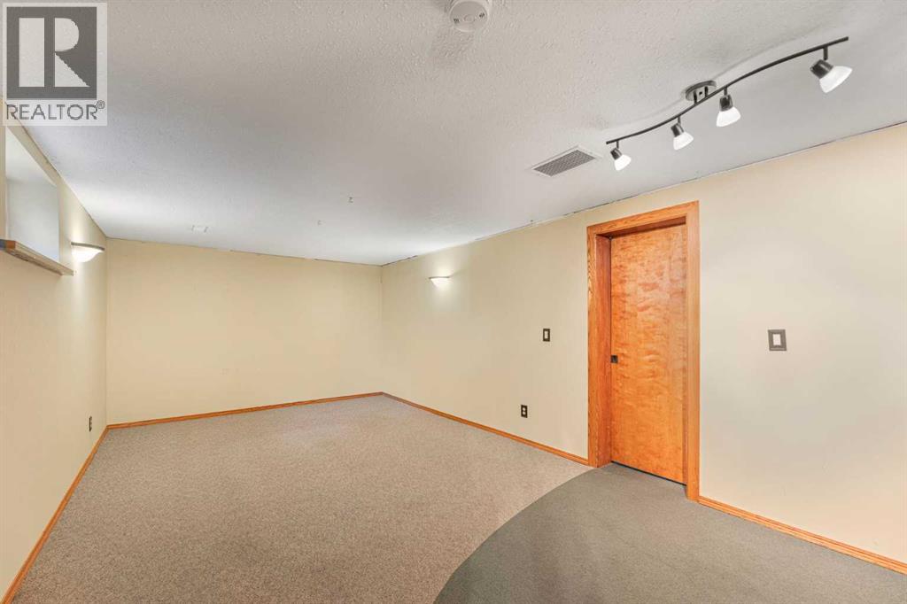 1619 47 Street Sw, Calgary, Alberta  T3C 2E2 - Photo 26 - A2260834