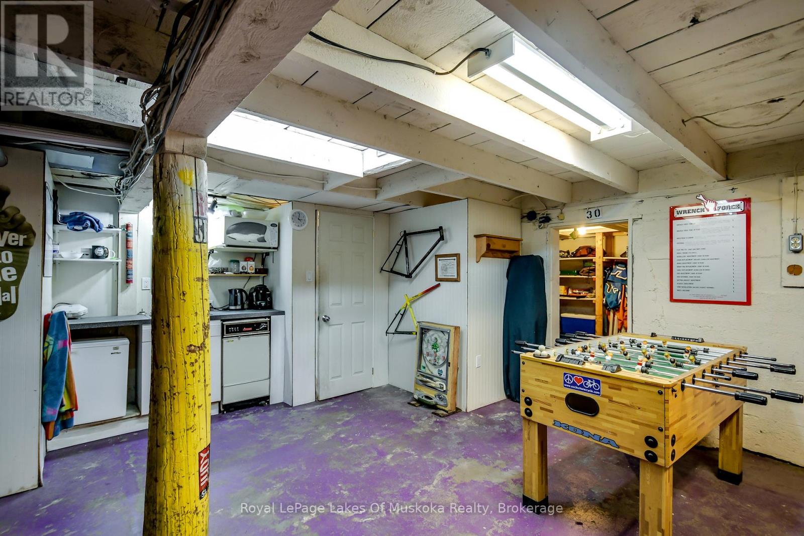 230 Ecclestone Drive, Bracebridge, Ontario  P1L 1G4 - Photo 8 - X12570044