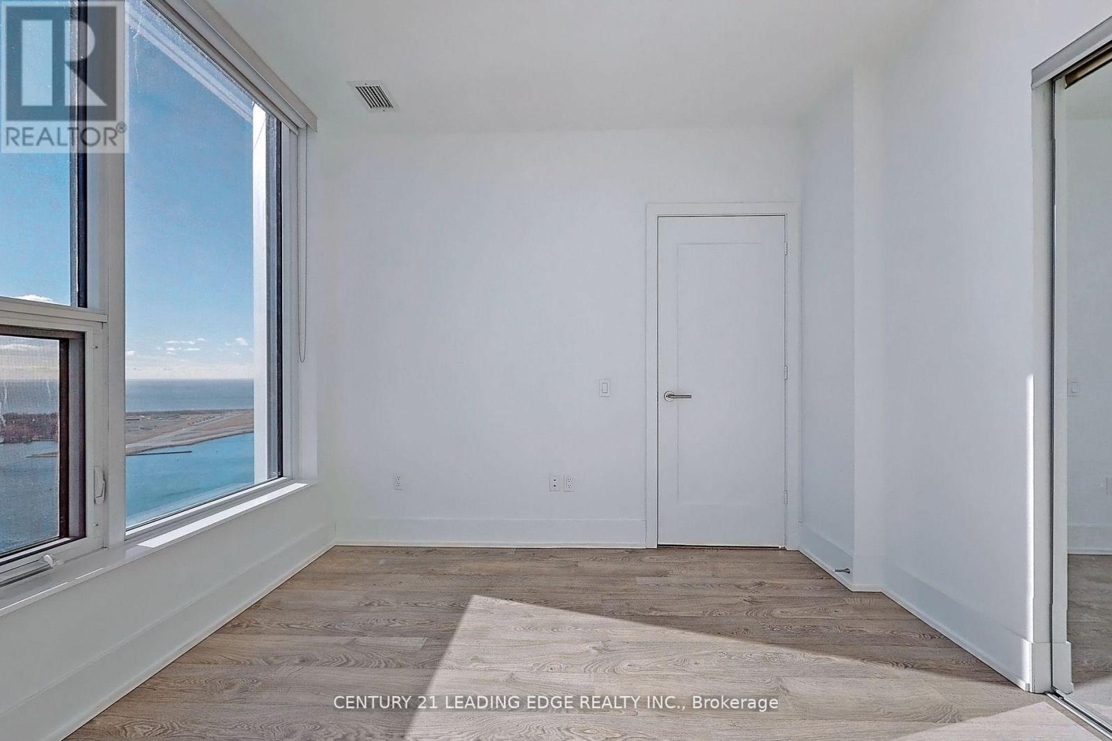 5008 - 10 York Street, Toronto, Ontario  M5J 0E1 - Photo 16 - C12570054