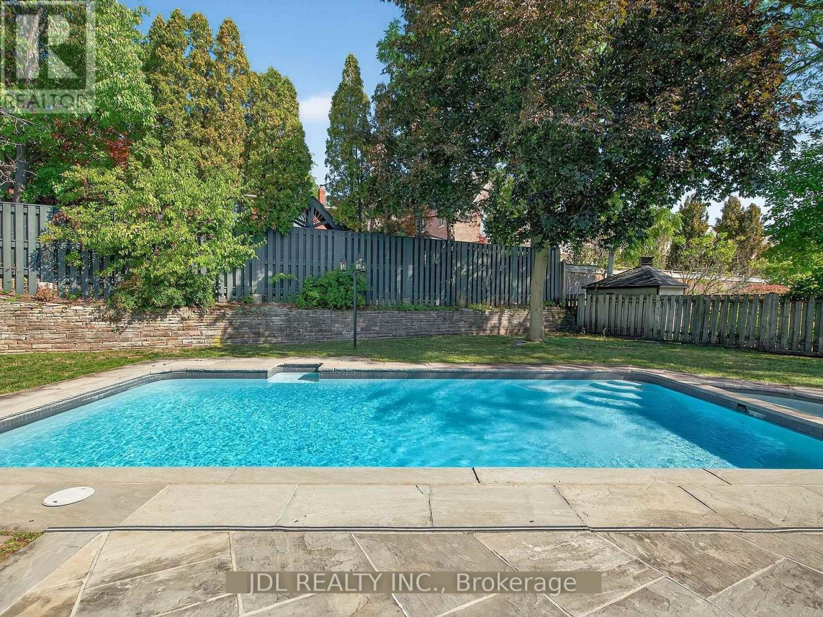 530 Blythwood Road, Toronto, Ontario  M4N 1B3 - Photo 3 - C12570088