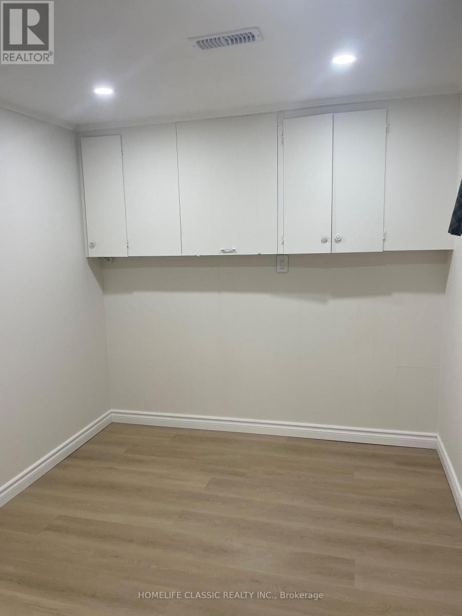 Bsmnt - 385 Taylor Mills Drive S, Richmond Hill, Ontario  L4C 2T2 - Photo 5 - N12456039