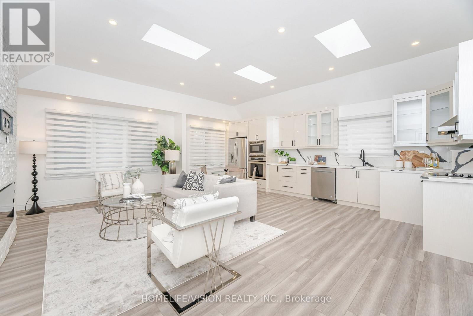 44 Armitage Drive, Toronto, Ontario  M1R 4Y1 - Photo 7 - E12570084