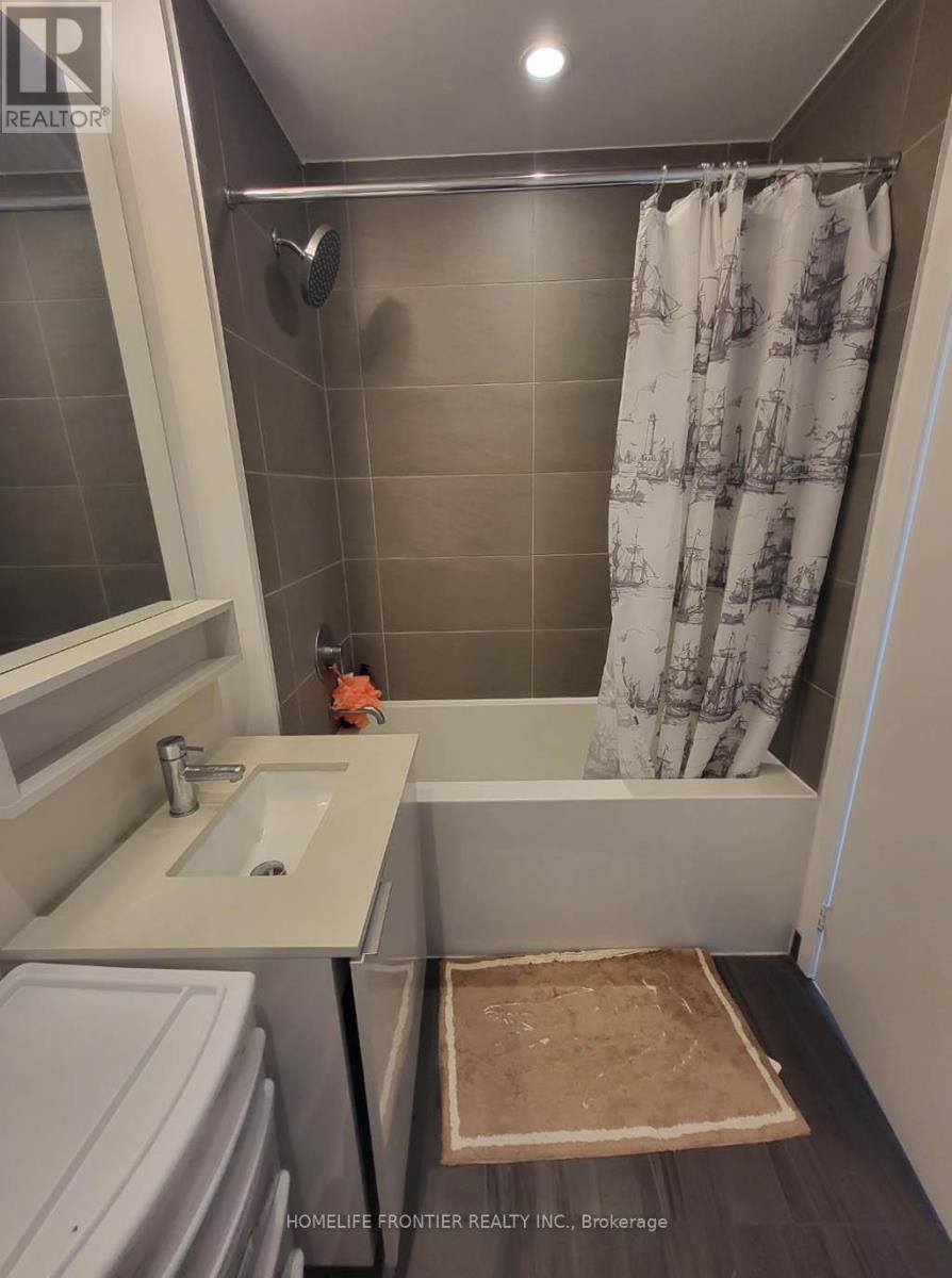 5807 - 950 Portage Parkway, Vaughan, Ontario  L4K 0J7 - Photo 14 - N12570078