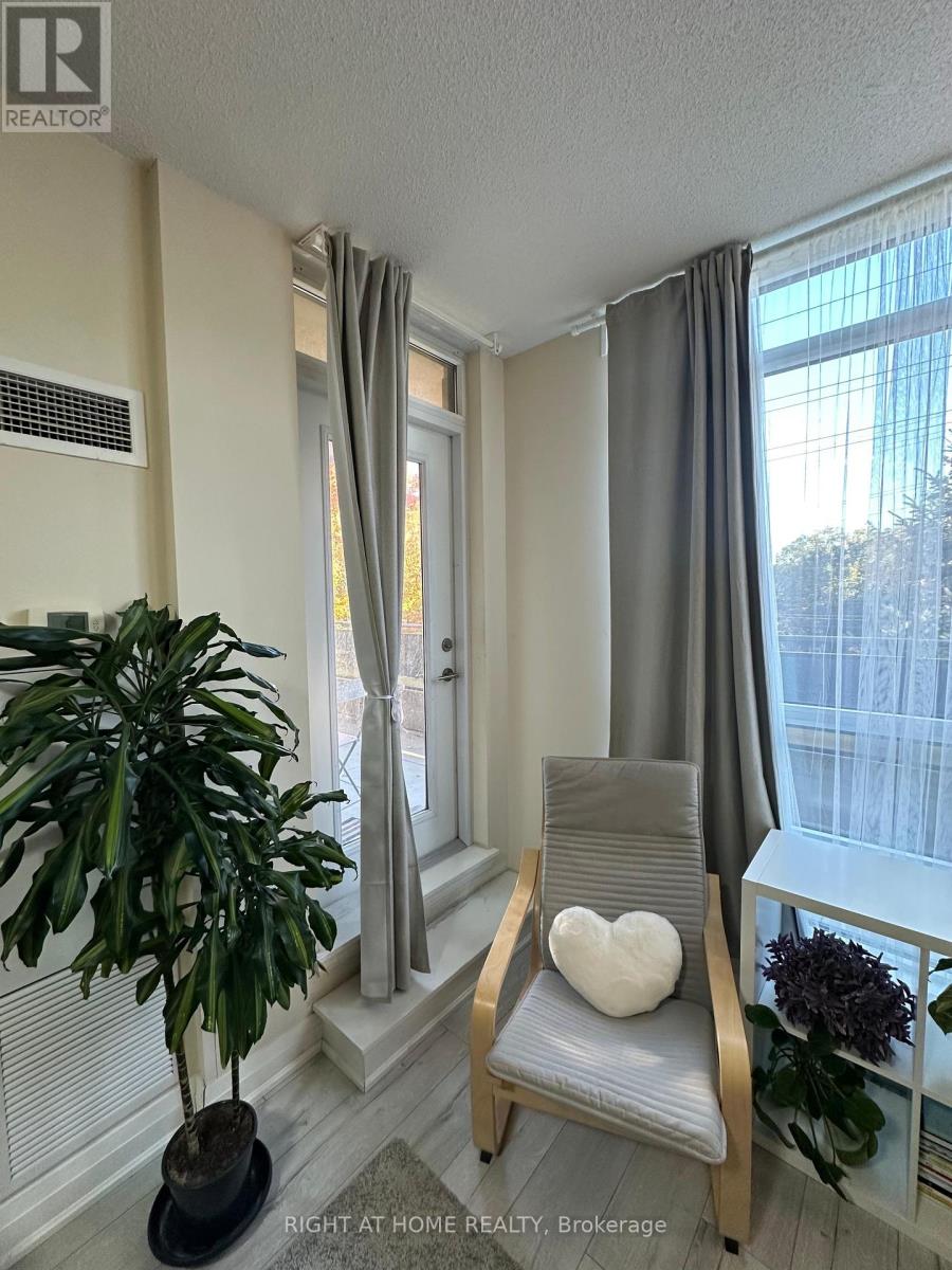 206 - 520 Steeles Avenue W, Vaughan, Ontario  L4J 0H2 - Photo 10 - N12570090