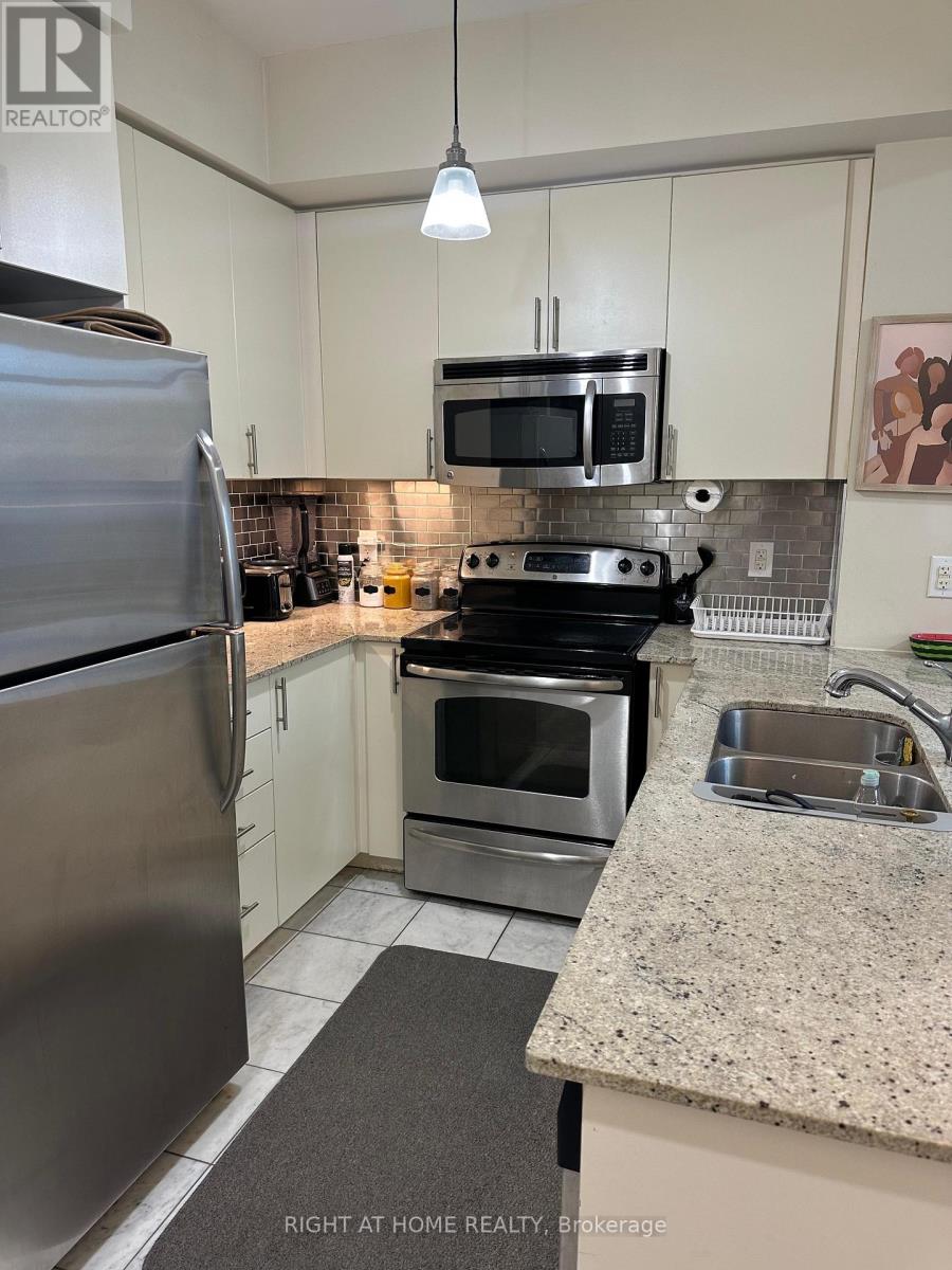 206 - 520 Steeles Avenue W, Vaughan, Ontario  L4J 0H2 - Photo 5 - N12570090