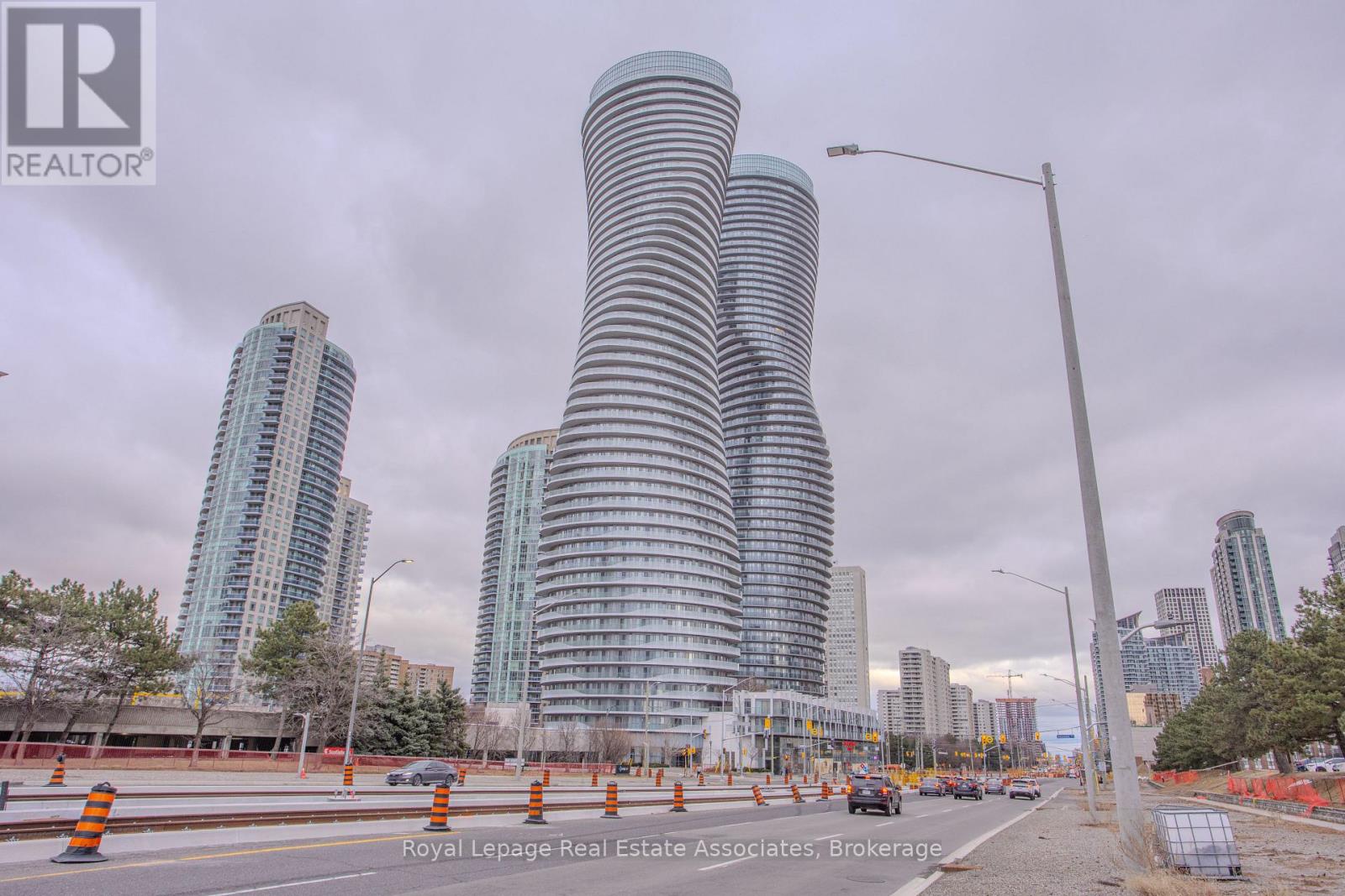 3704 - 50 ABSOLUTE AVENUE, Mississauga, Ontario