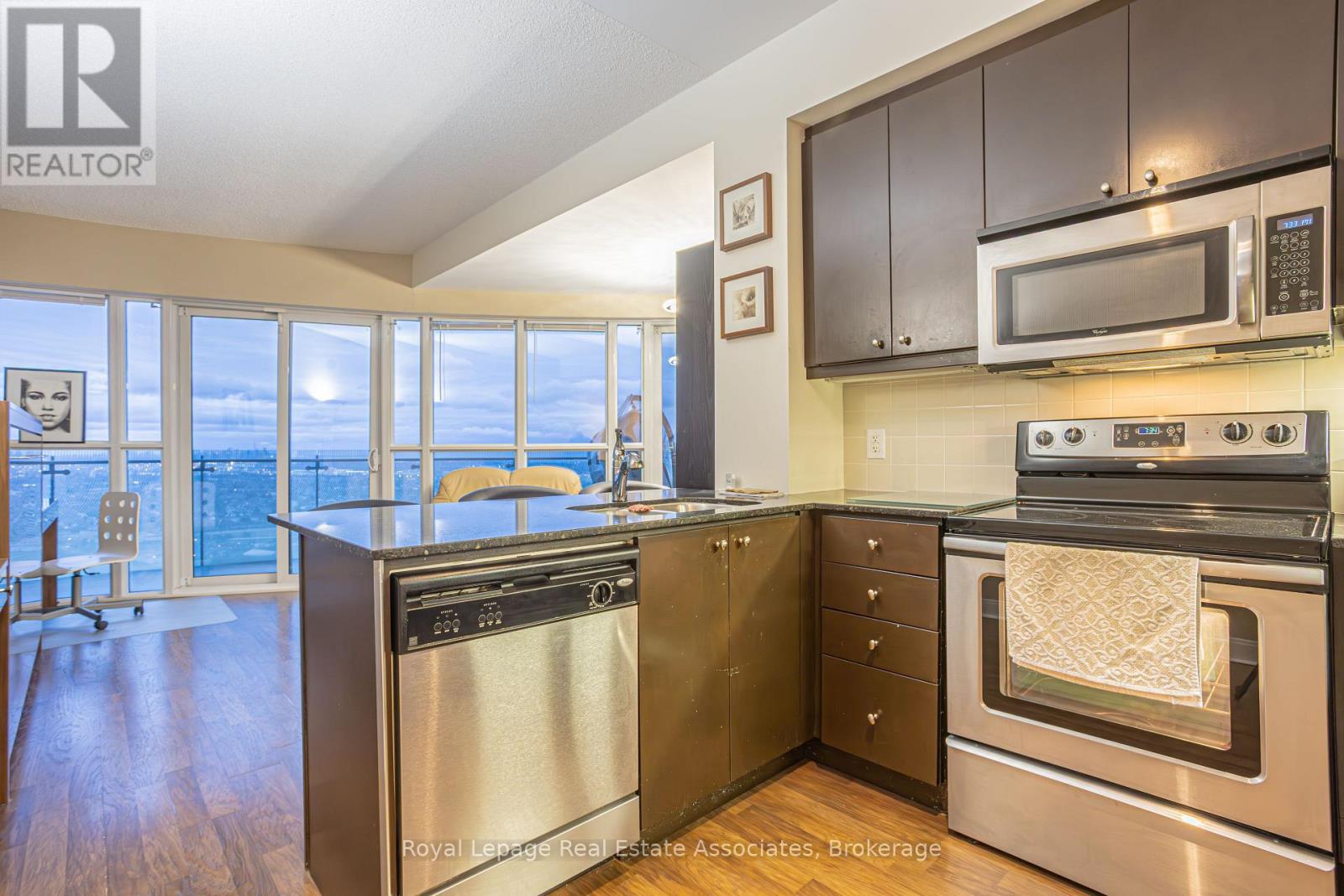 3704 - 50 Absolute Avenue, Mississauga, Ontario  L4Z 0A8 - Photo 14 - W12570042