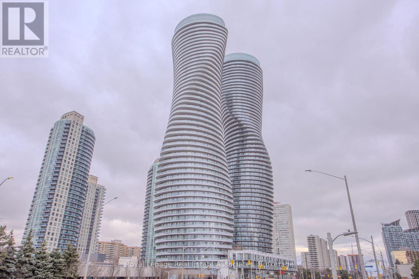 3704 - 50 Absolute Avenue, Mississauga, Ontario  L4Z 0A8 - Photo 3 - W12570042